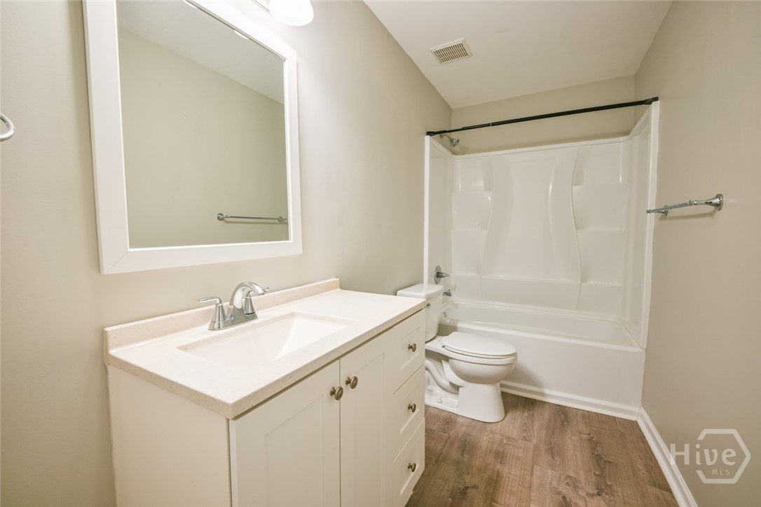 2165 S Milledge Avenue E6 Property Photo 14