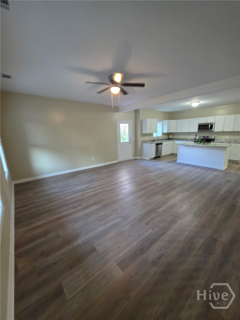 120 Tremont Parkway Property Photo 3