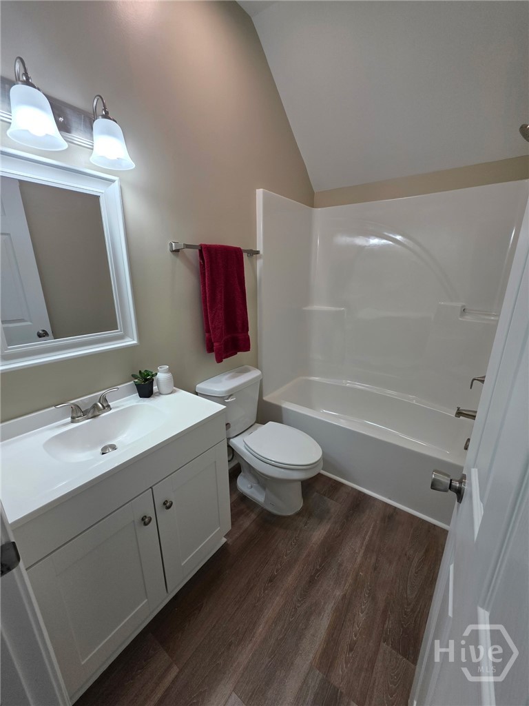120 Tremont Parkway Property Photo 13