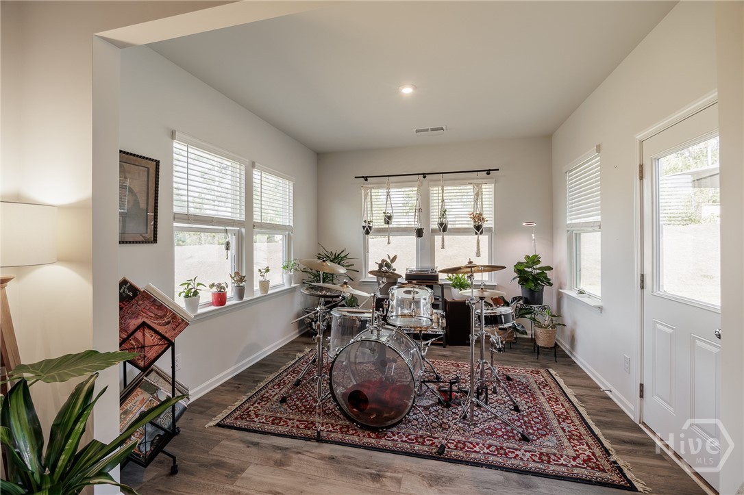 671 Pineberry Court Property Photo 11