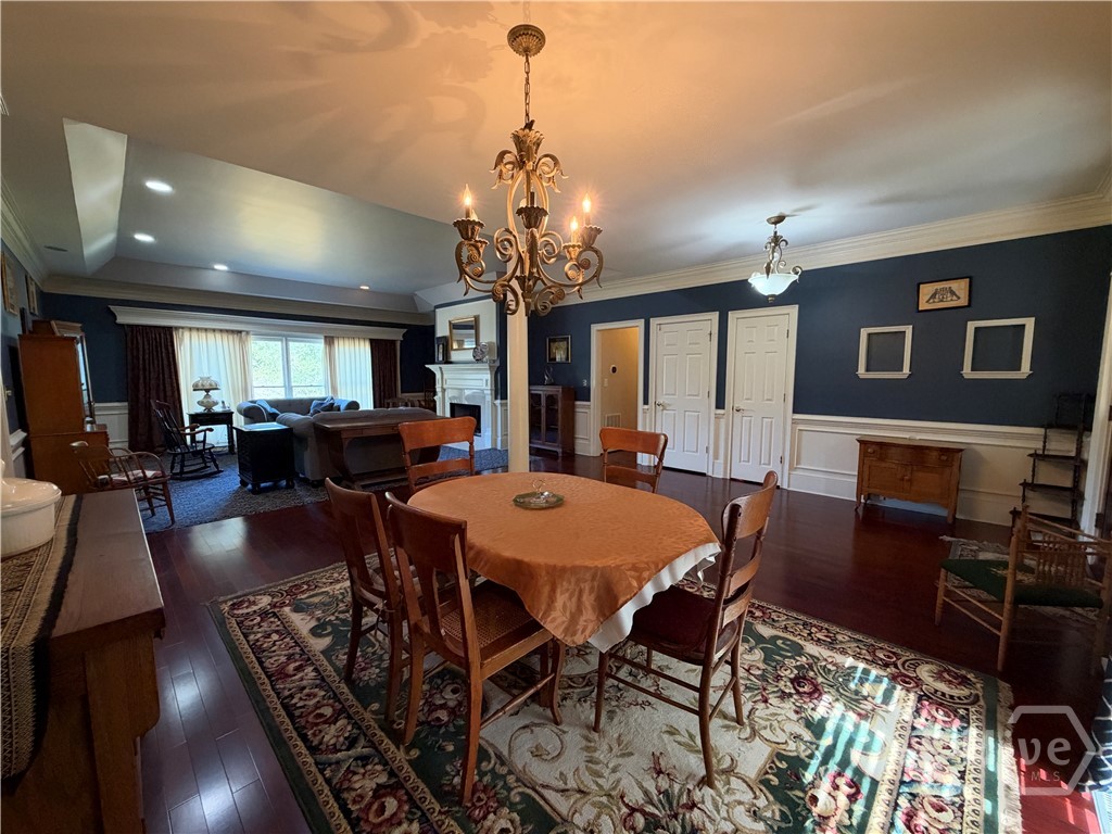 1215 Brush Creek Road Property Photo 6