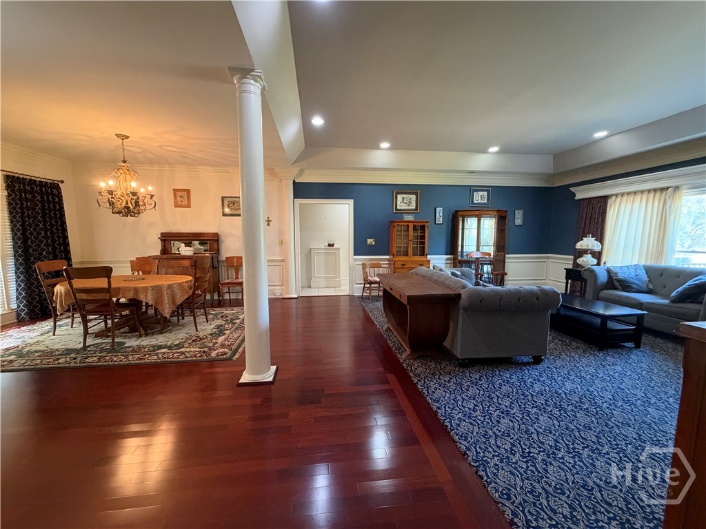 1215 Brush Creek Road Property Photo 8