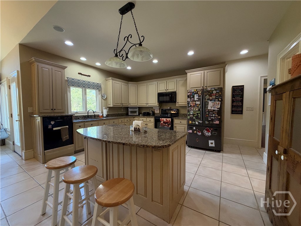 1215 Brush Creek Road Property Photo 15