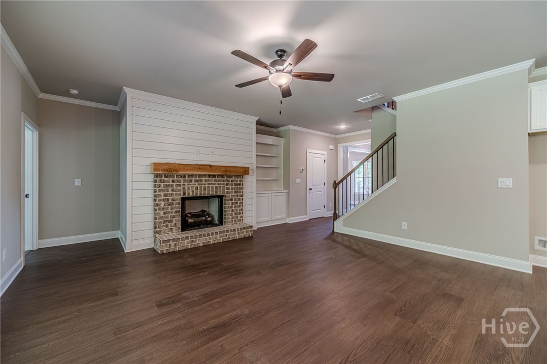 348 Pinewood Drive Property Photo 6