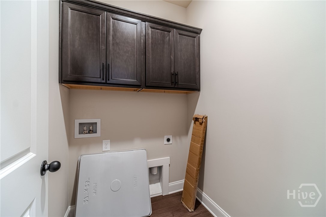 348 Pinewood Drive Property Photo 14