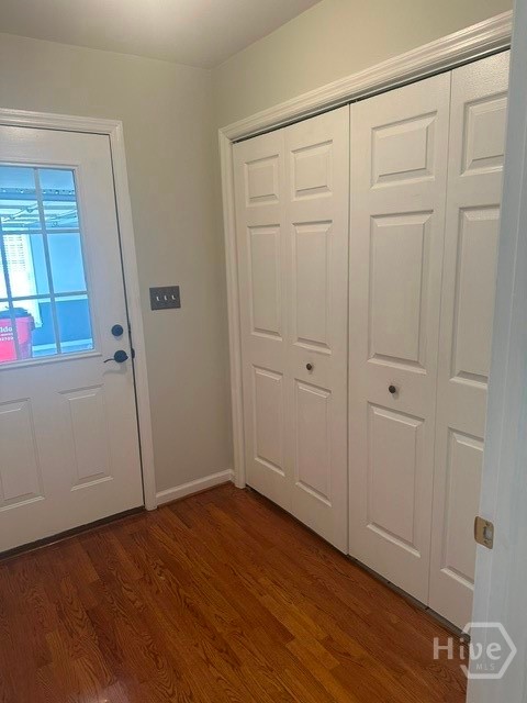 655 St Ives Drive Property Photo 7