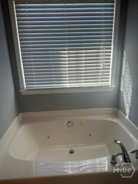 655 St Ives Drive Property Photo 12