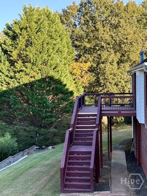 655 St Ives Drive Property Photo 17