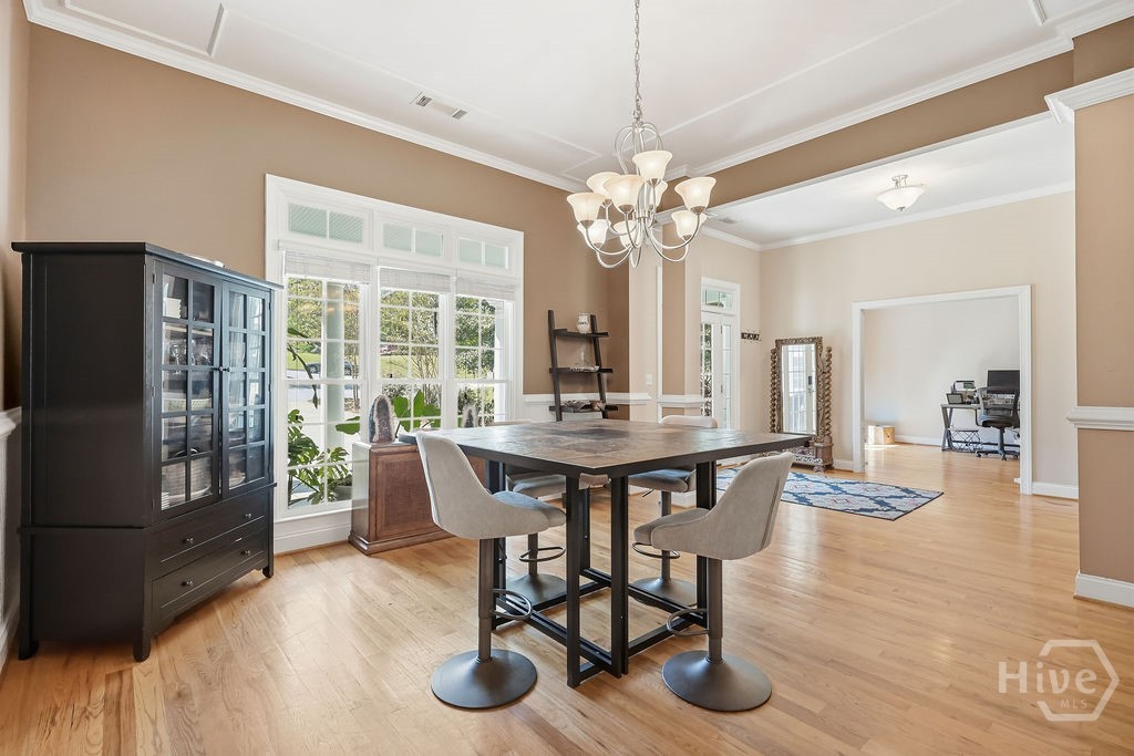 1040 Pin Oak Court Property Photo 10