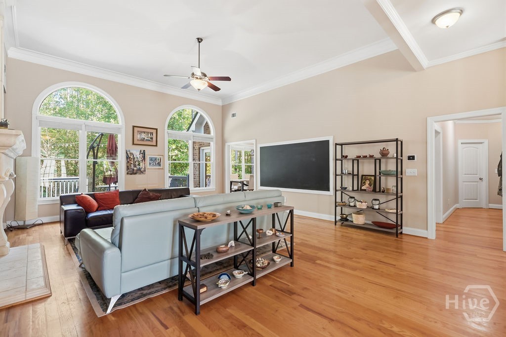 1040 Pin Oak Court Property Photo 21