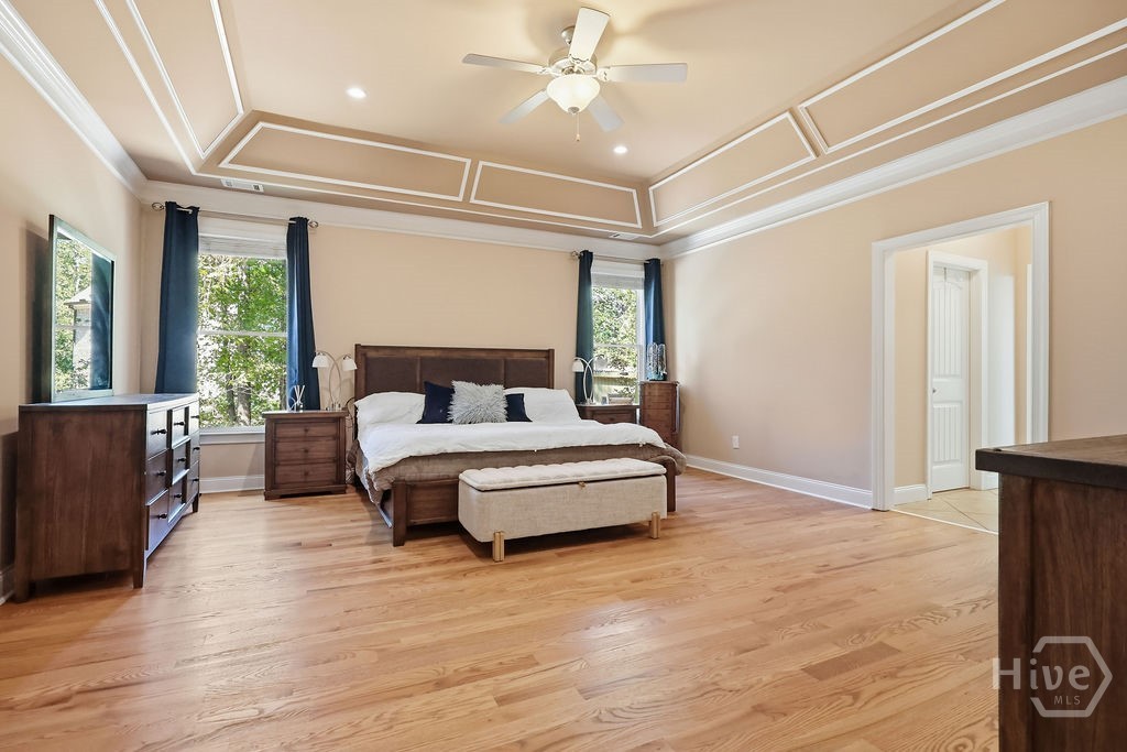 1040 Pin Oak Court Property Photo 22