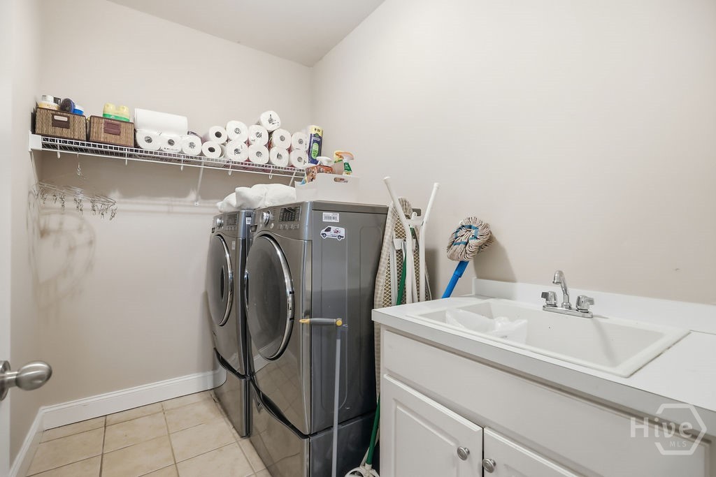 1040 Pin Oak Court Property Photo 40
