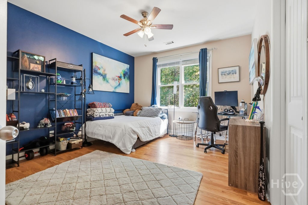 1040 Pin Oak Court Property Photo 41