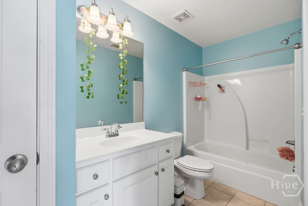 1040 Pin Oak Court Property Photo 44