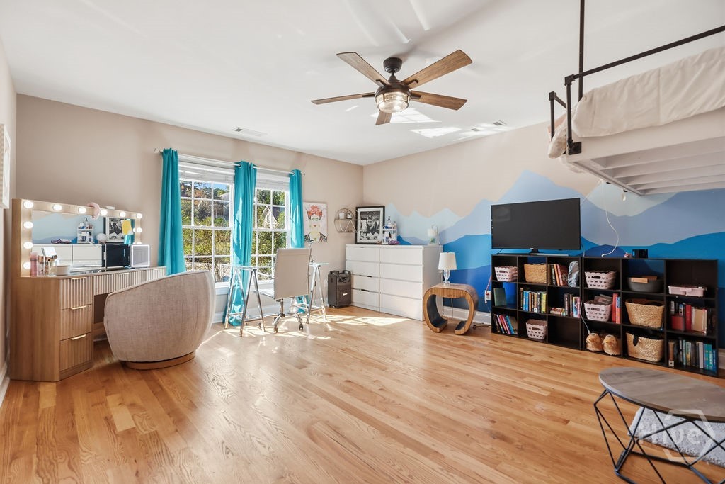 1040 Pin Oak Court Property Photo 48