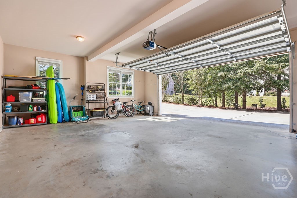 1040 Pin Oak Court Property Photo 58