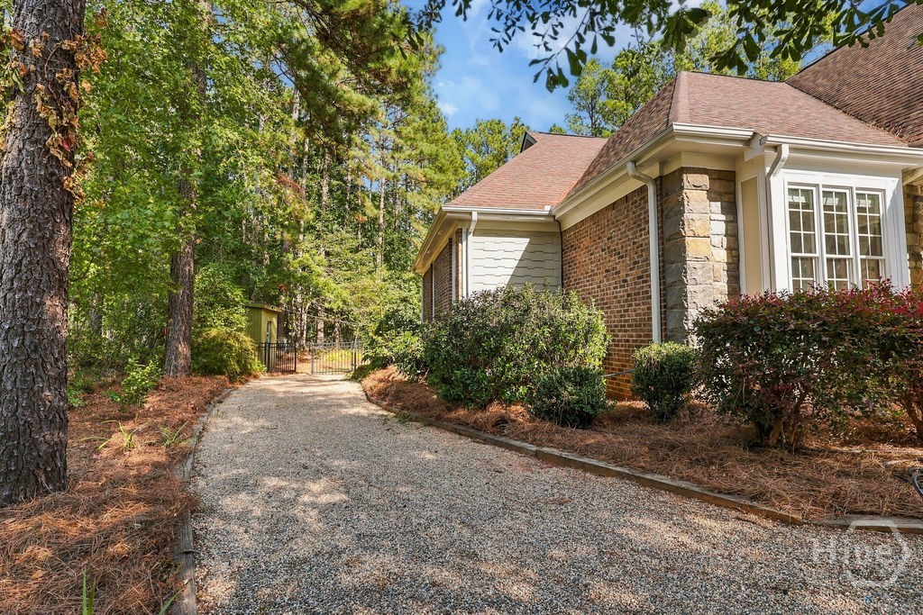 1040 Pin Oak Court Property Photo 66