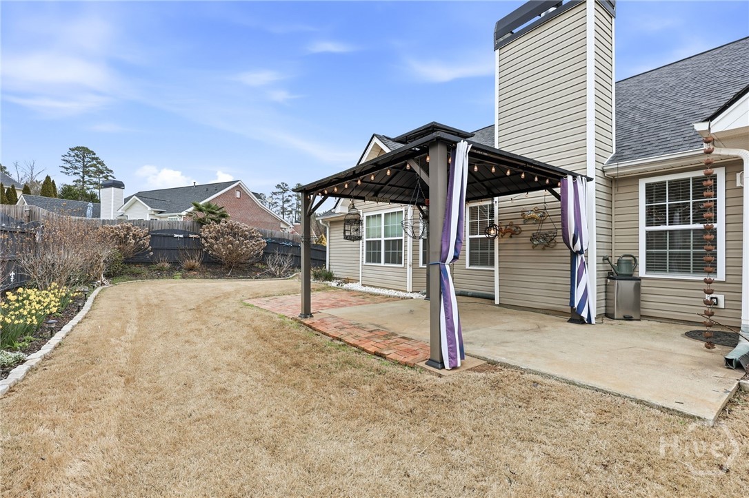302 Hampton Park Drive Property Photo 4