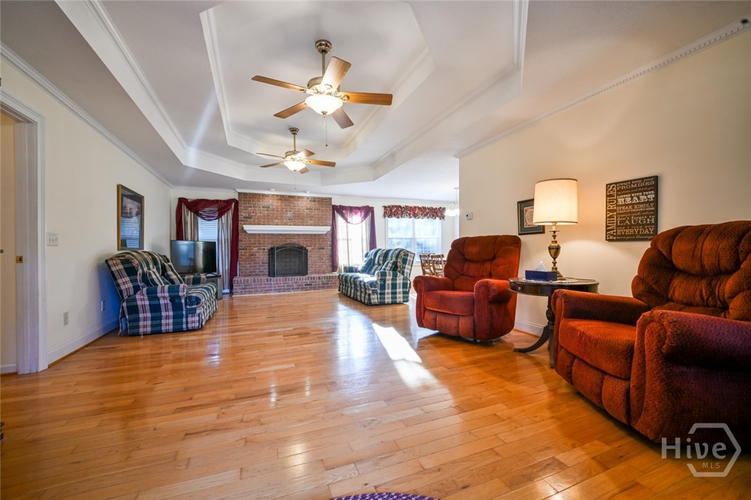 4330 Damascus Road Property Photo 5