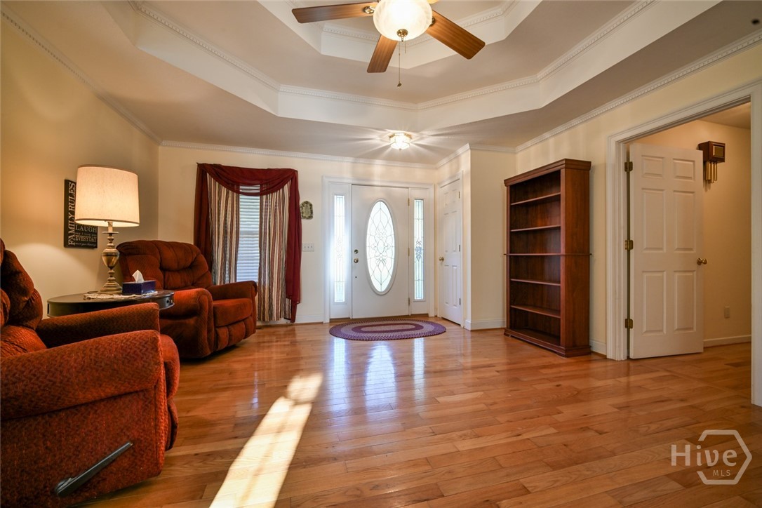 4330 Damascus Road Property Photo 6
