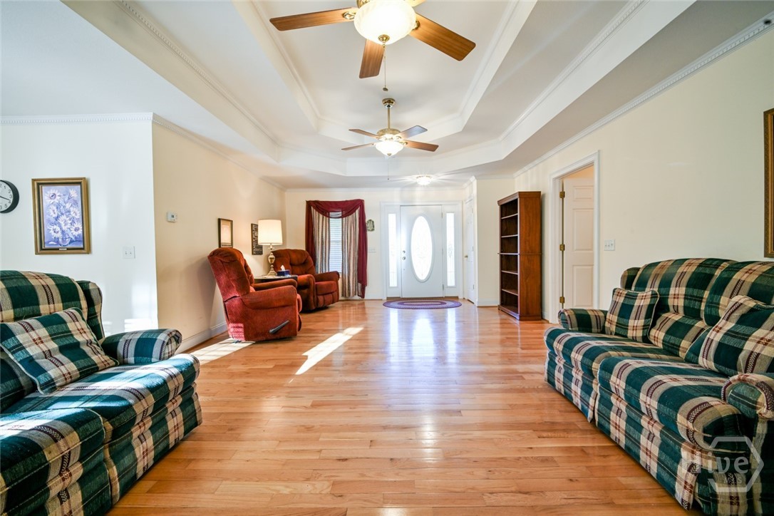 4330 Damascus Road Property Photo 8