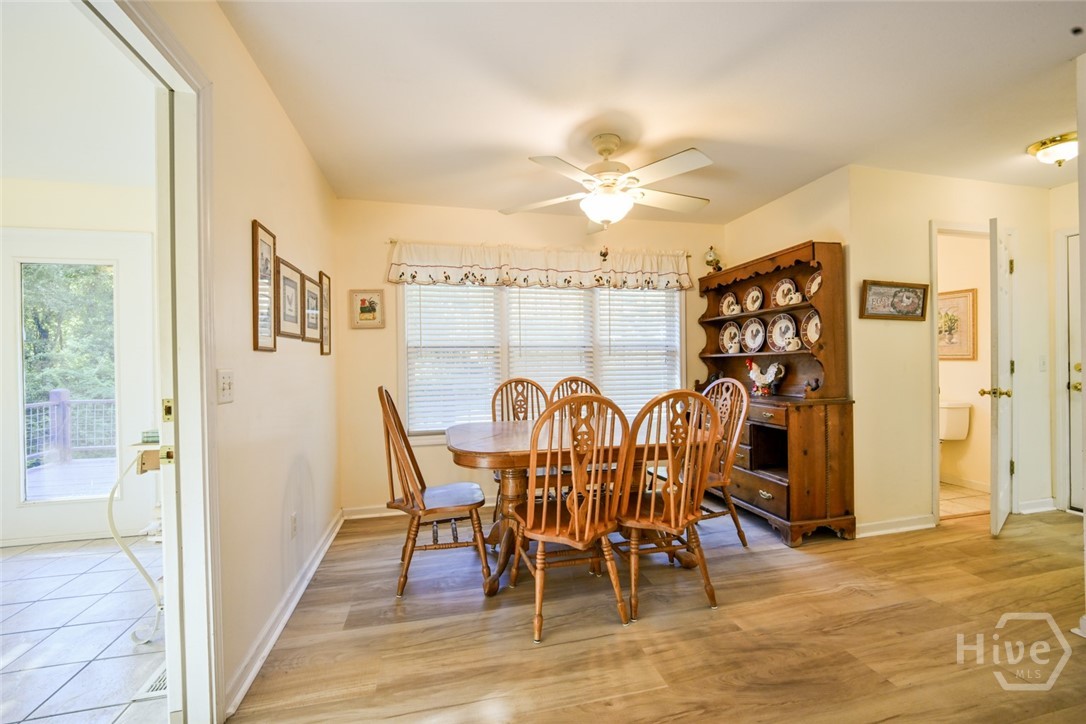 4330 Damascus Road Property Photo 12
