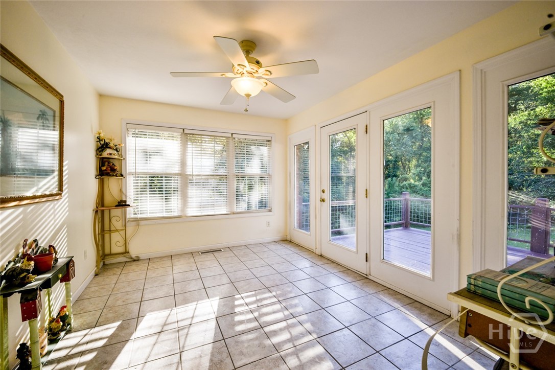 4330 Damascus Road Property Photo 19