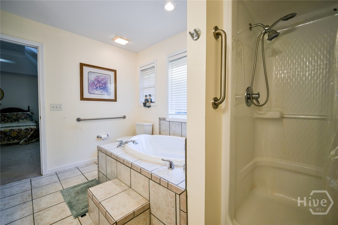 4330 Damascus Road Property Photo 27