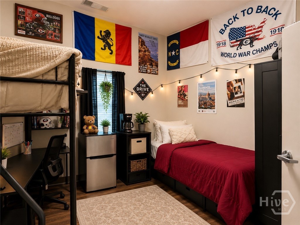 250 Carriage Lane Property Photo 18