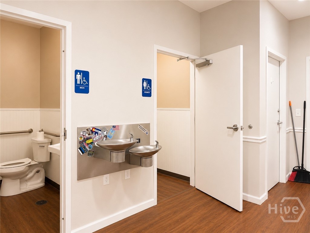 250 Carriage Lane Property Photo 42