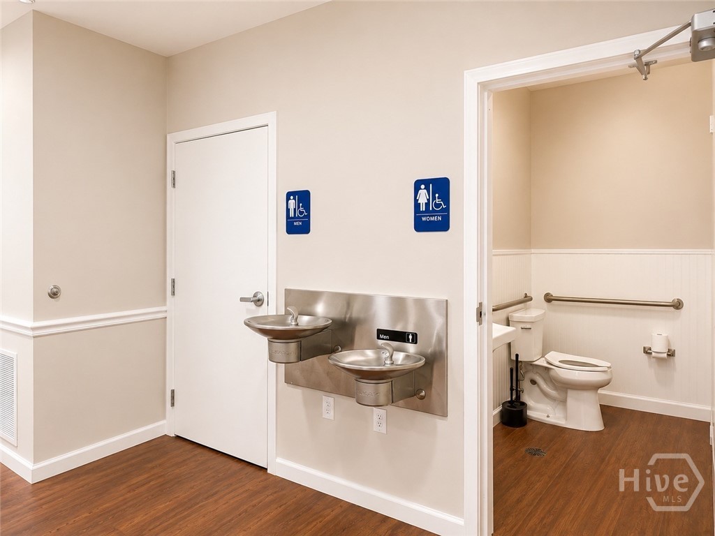 250 Carriage Lane Property Photo 45