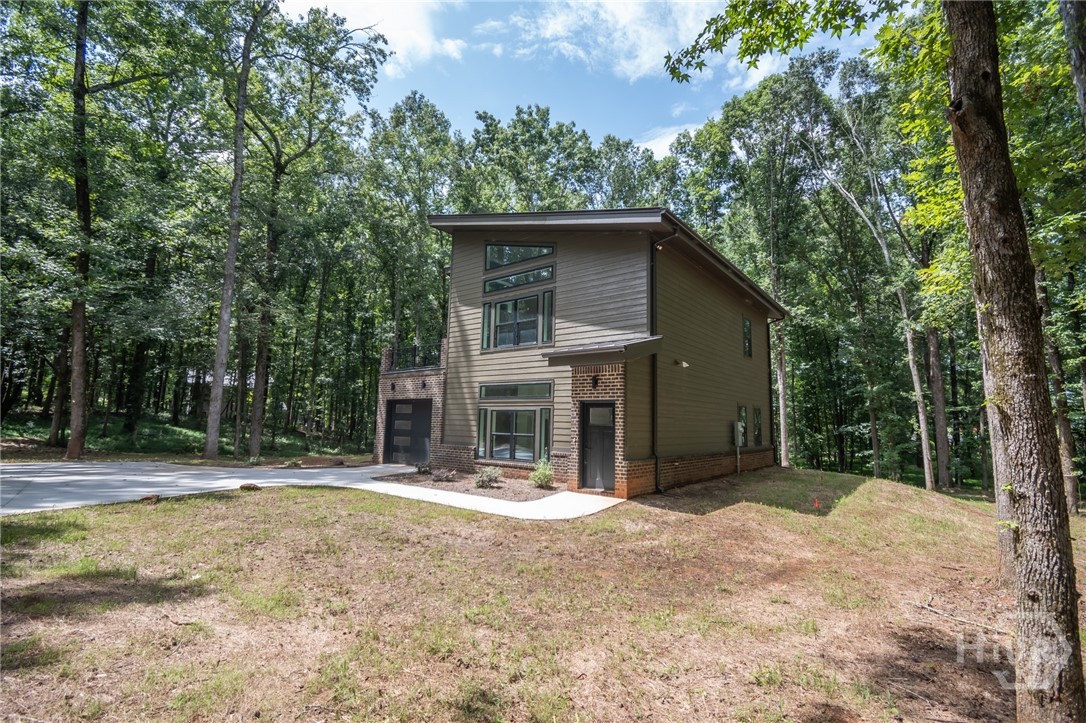 233 Bellamy Road Property Photo 6