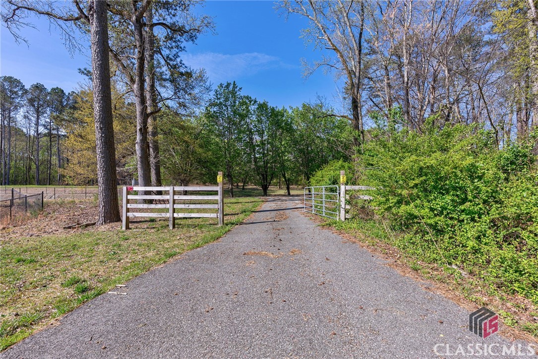 8986 Highway 29 S Property Photo 1