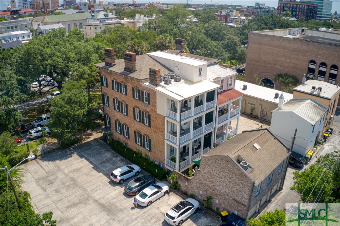 109 W Liberty Street Property Photo 10