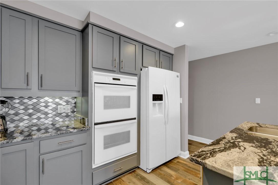 2812 River Drive Unit 106 Property Photo 17