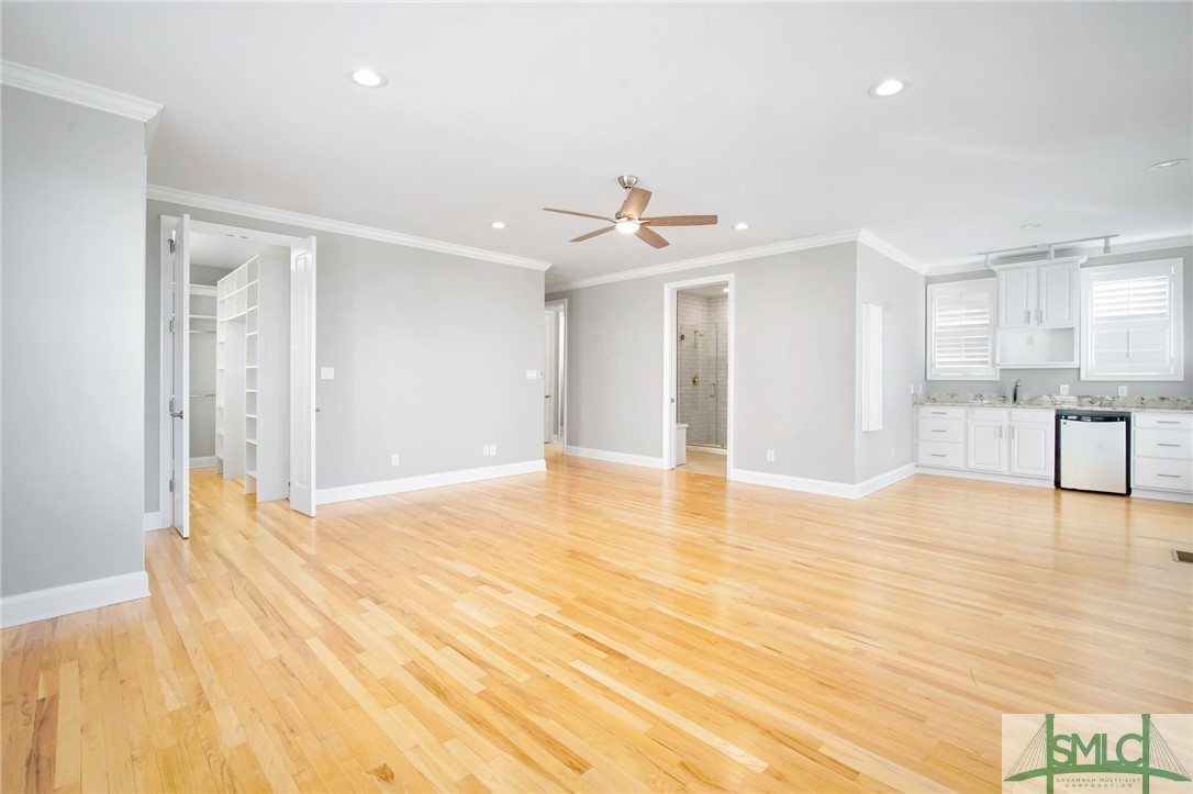 1 Waterside Walk Property Photo 19