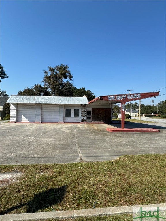 6707 Waters Avenue Property Photo 1