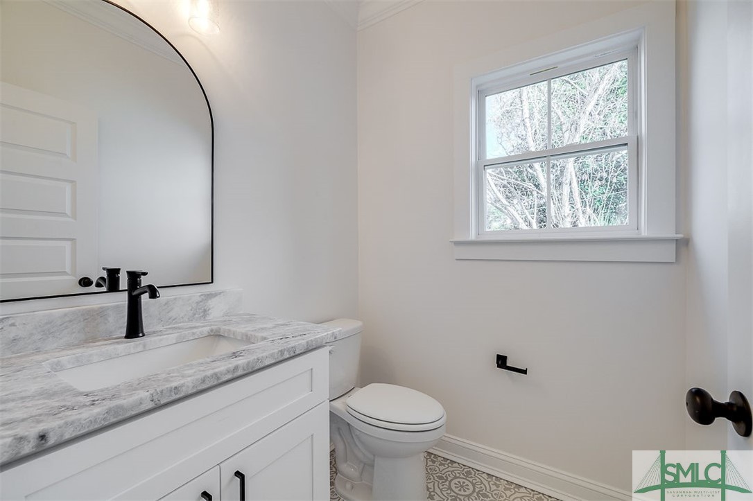 1407 E 32nd Street Property Photo 23
