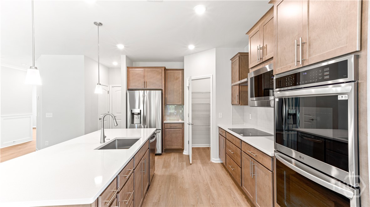 148 Como Drive Property Photo 11