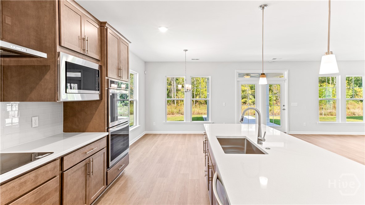 148 Como Drive Property Photo 13