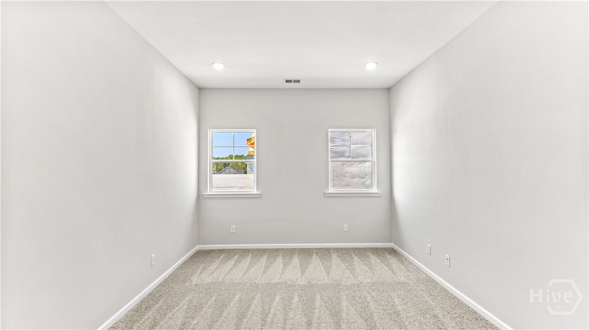 148 Como Drive Property Photo 18