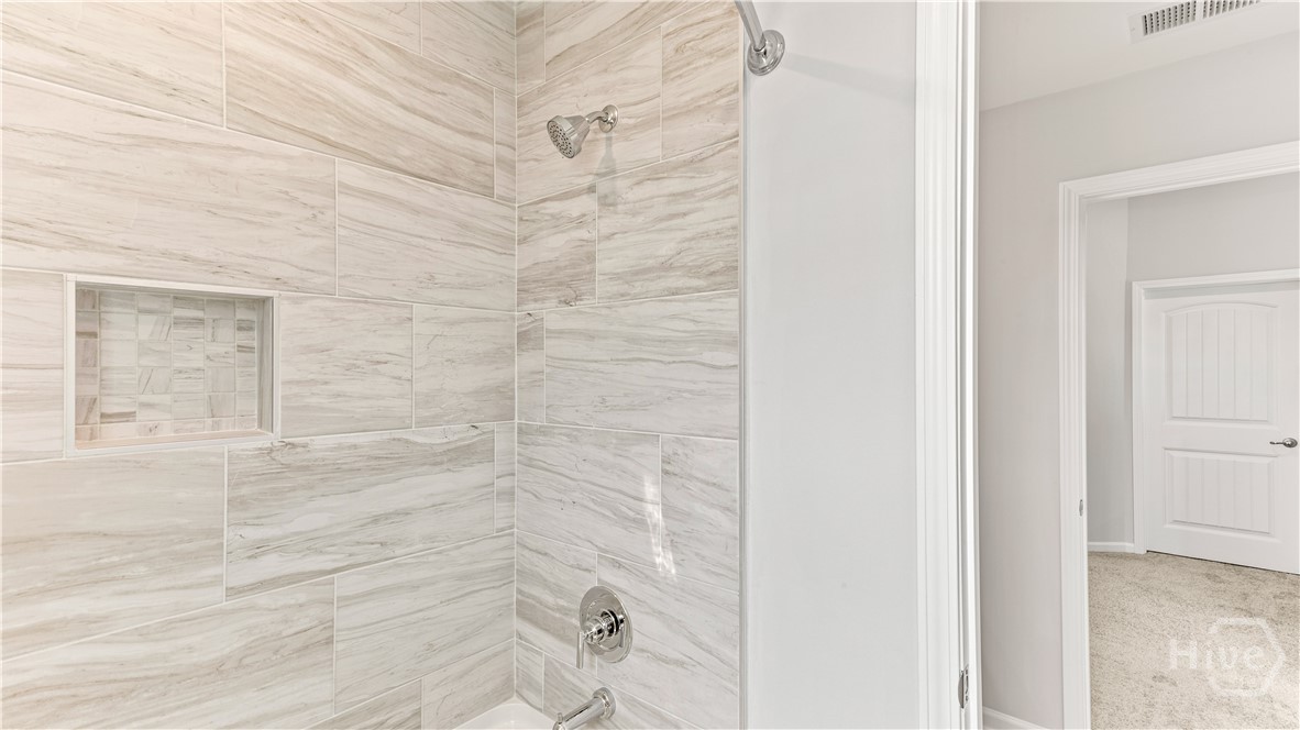 148 Como Drive Property Photo 29