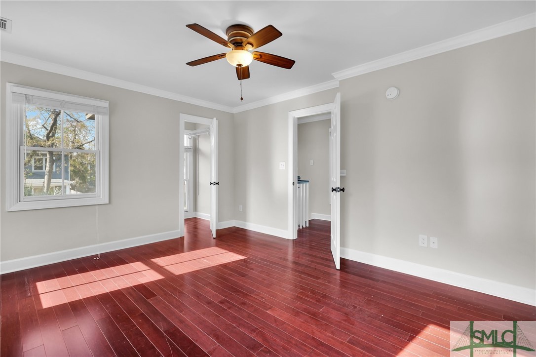 836 E Park Avenue Property Photo 27