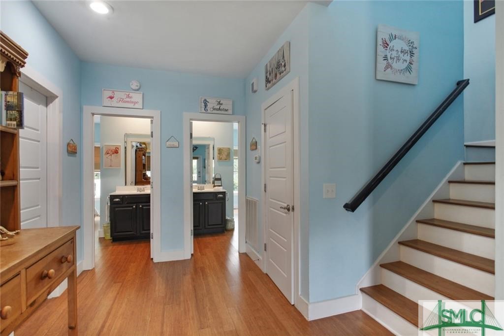 18 Van Horne Avenue Property Photo 13