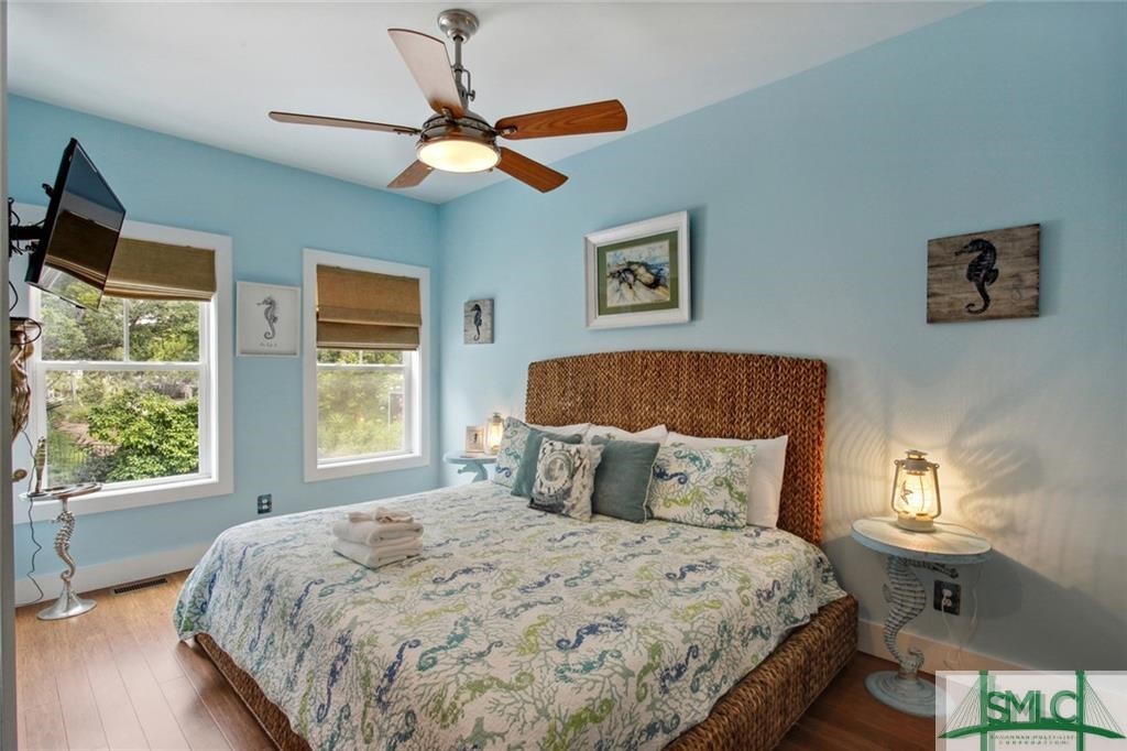 18 Van Horne Avenue Property Photo 14