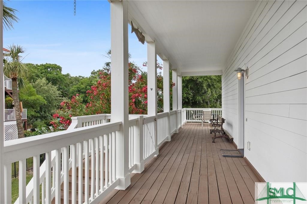18 Van Horne Avenue Property Photo 23