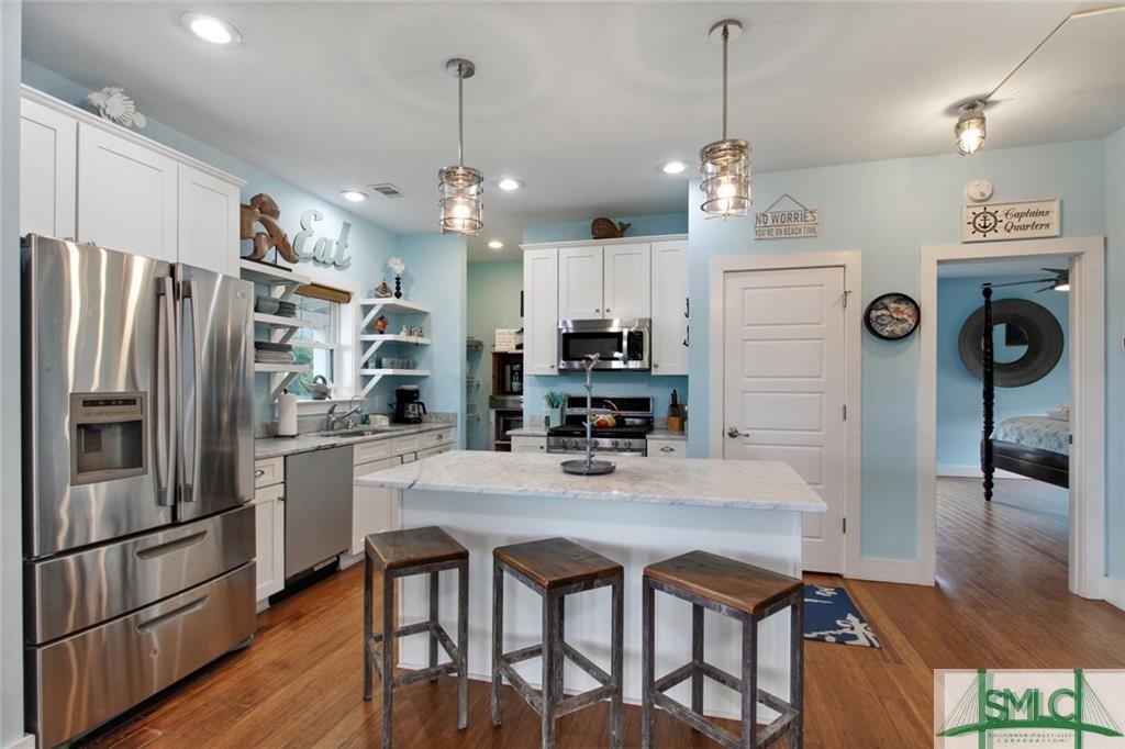 18 Van Horne Avenue Property Photo 25