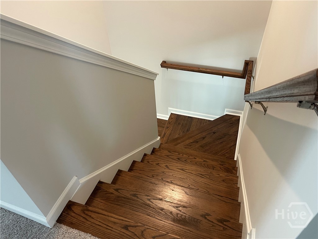 153 Como Drive Property Photo 14