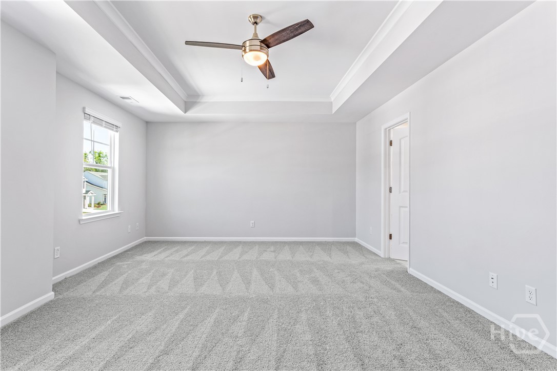 153 Como Drive Property Photo 17