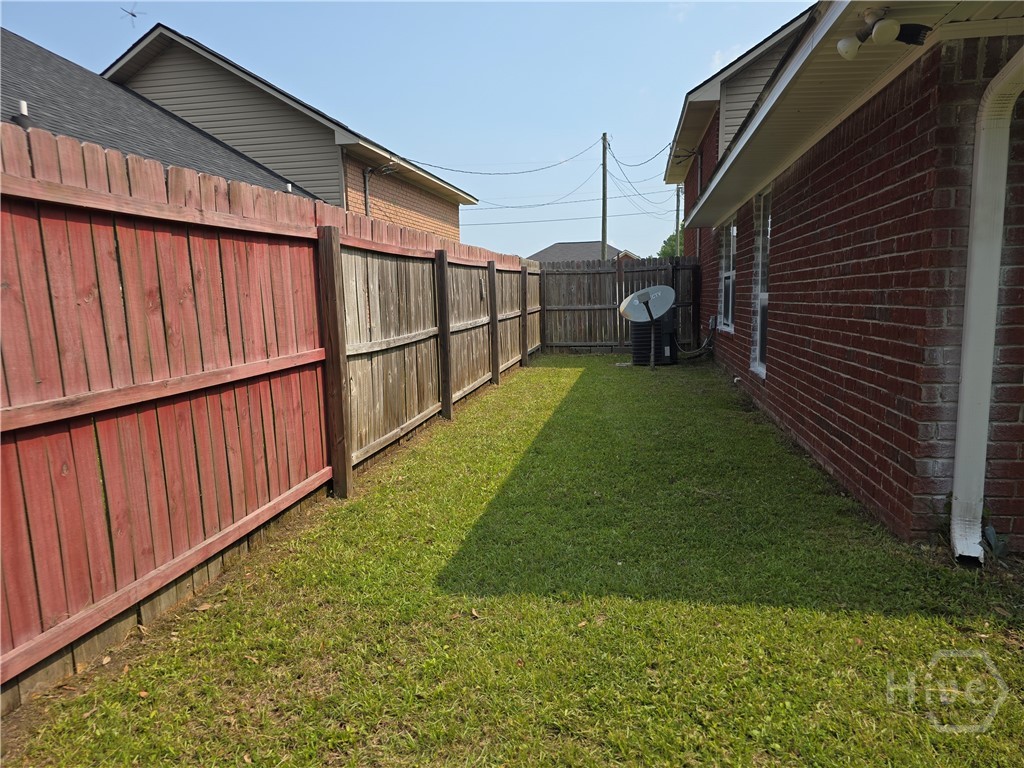 182 Gloucester Drive Property Photo 24